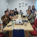Presentasi Listing Secondary – 12 September 2025