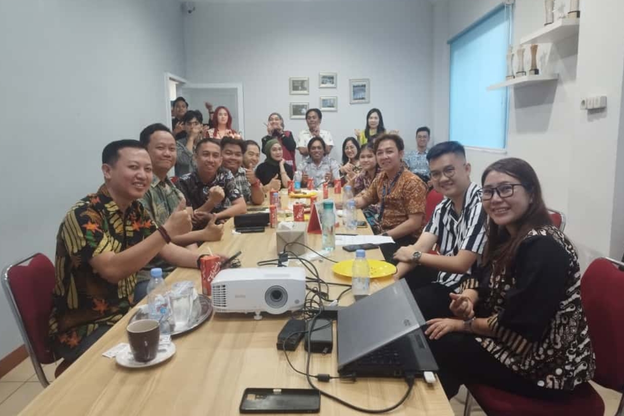 Presentasi Listing Secondary – 10 Oktober 2025